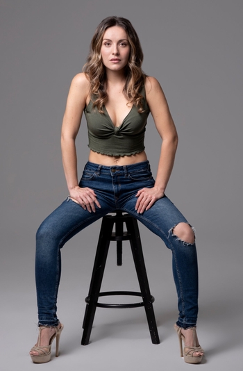 Claudia Molina