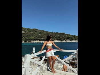  alt="Beatriz Bonemer"