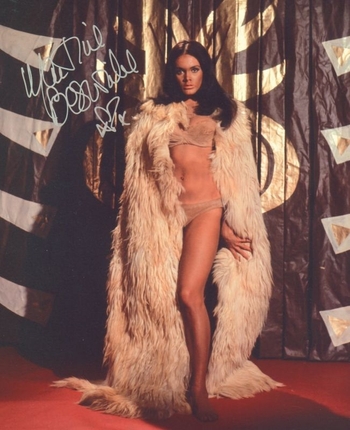 Martine Beswick