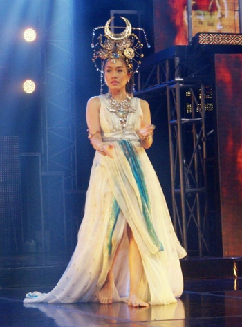 Rachelle Ann Go