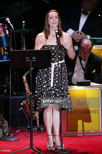 Julia Murney