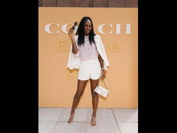  alt="Lisa Leslie"