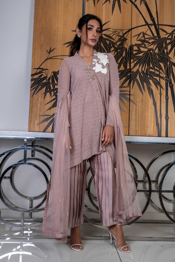 Hira Tareen