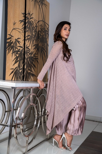 Hira Tareen