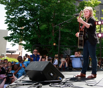 Crystal Bowersox