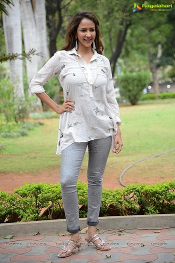 Lakshmi Manchu