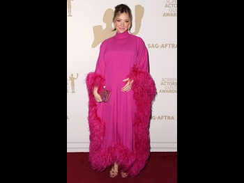  alt="Abby Elliott"