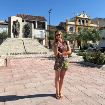 Alba Carrillo