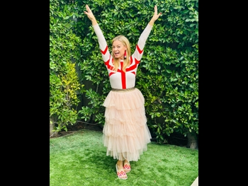  alt="Jessica Collins (i)"