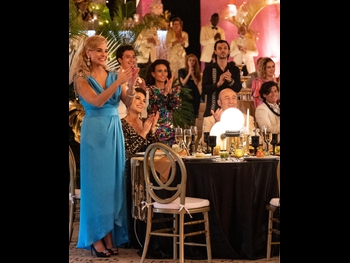  alt="Jessica Collins (i)"