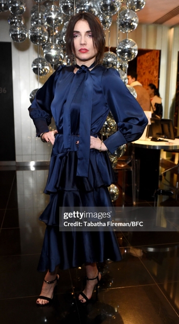 Lois Winstone