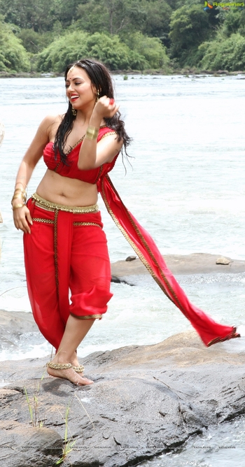 Sana Khan