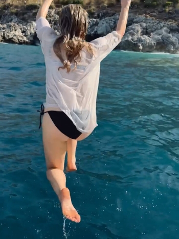 Laci J Mailey