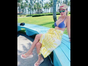  alt="Lola Bezerra"