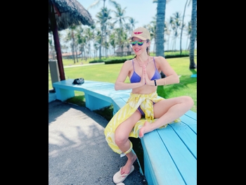  alt="Lola Bezerra"