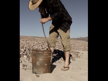  alt="Les Stroud"
