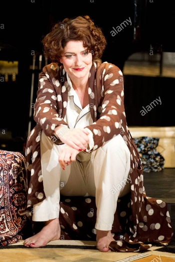 Anna Chancellor