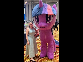  alt="Andrea Libman"
