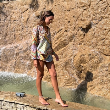 Tara De Vries