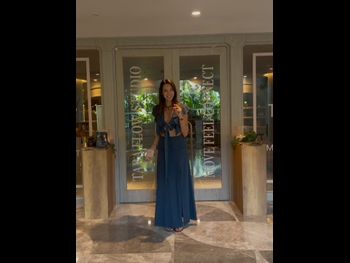  alt="Tara De Vries"