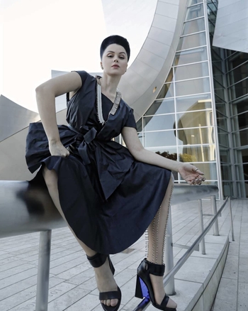 Viktoria Modesta