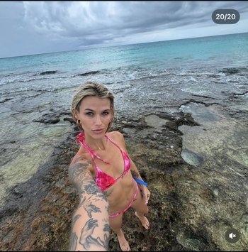 Amanda Nicole Thomas