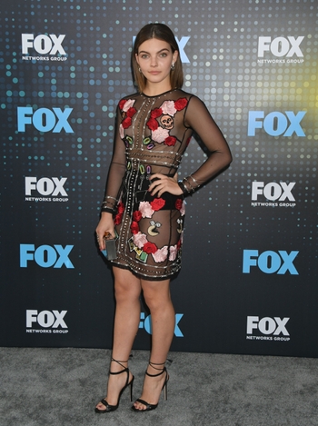 Camren Bicondova