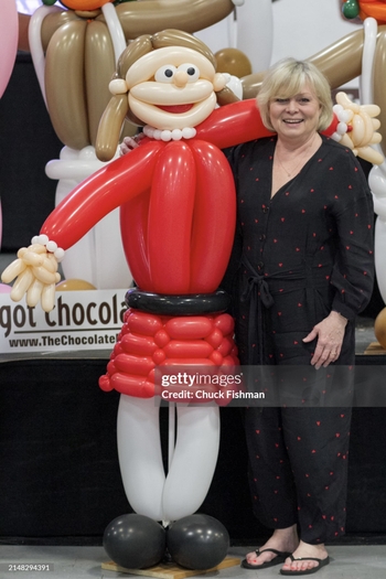 Julie Dawn Cole