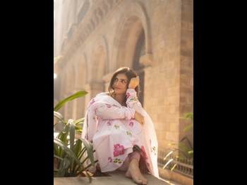  alt="Shruti Sinha"
