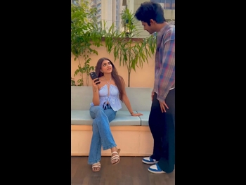 alt="Shruti Sinha"