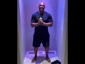  alt="Eddie George"