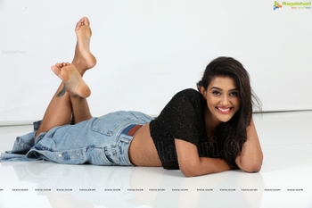 Pooja Jhaveri