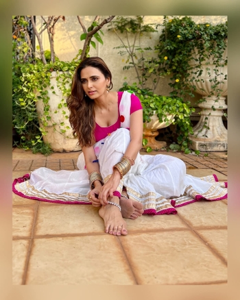 Meenakshi Dixit