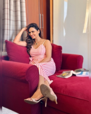 Meenakshi Dixit