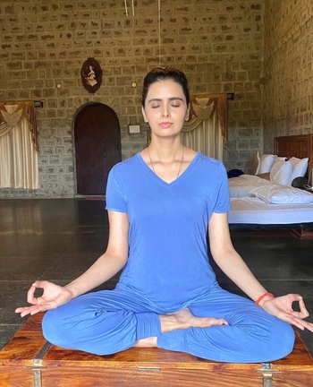 Meenakshi Dixit
