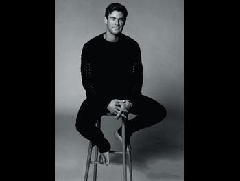  alt="Chris Hemsworth"