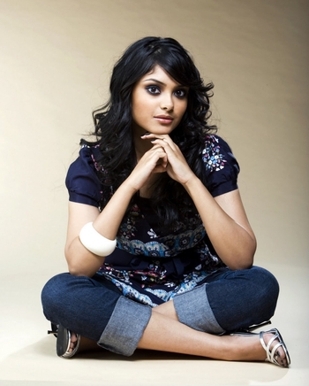 Afshan Azad