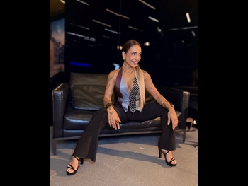  alt="Leslie Gallardo"