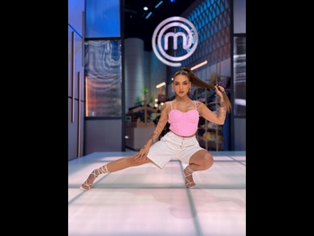  alt="Leslie Gallardo"