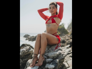  alt="Leslie Gallardo"