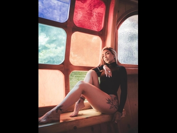  alt="Leslie Gallardo"