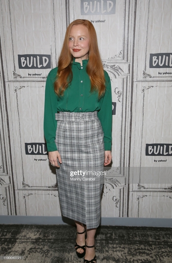 Lauren Ambrose