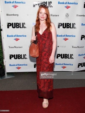 Lauren Ambrose