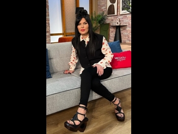  alt="Sanny Baltzi"