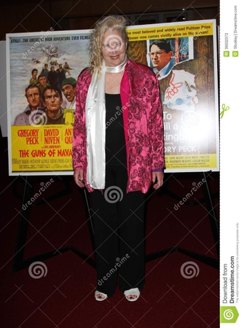 Sally Kirkland