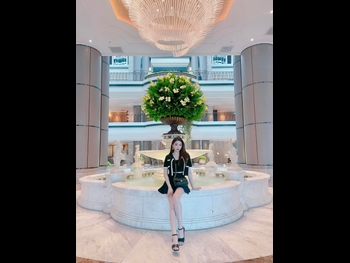  alt="Jenny Cheng"