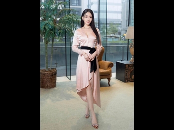  alt="Jenny Cheng"