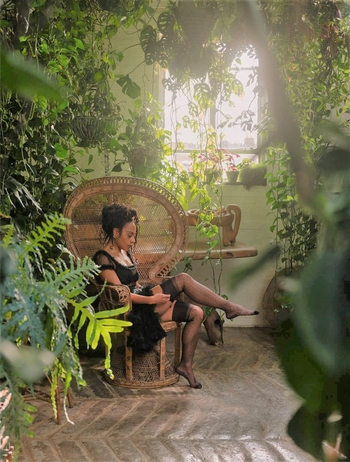Rosalind Eleazar