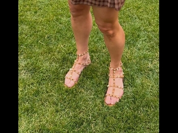  alt="Jasmine Roth"