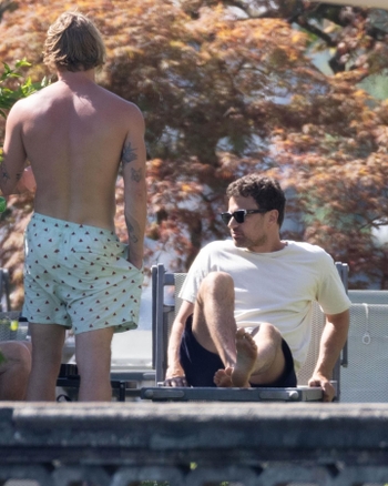 Theo James